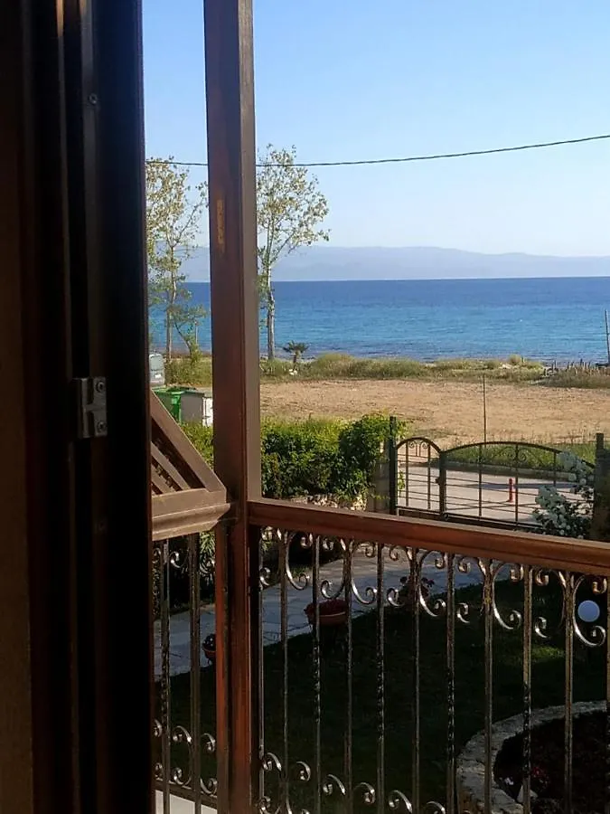 Studios Galanis Афитос